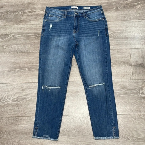 NWOT Kensie Jeans The Effortless Skinny Crop Distressed Denim Jeans 10/30 - Picture 8 of 16